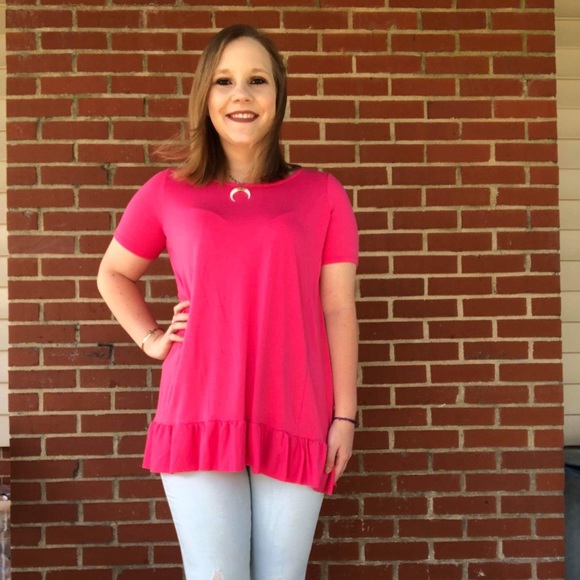 Elle Top - Picture 2 of 3